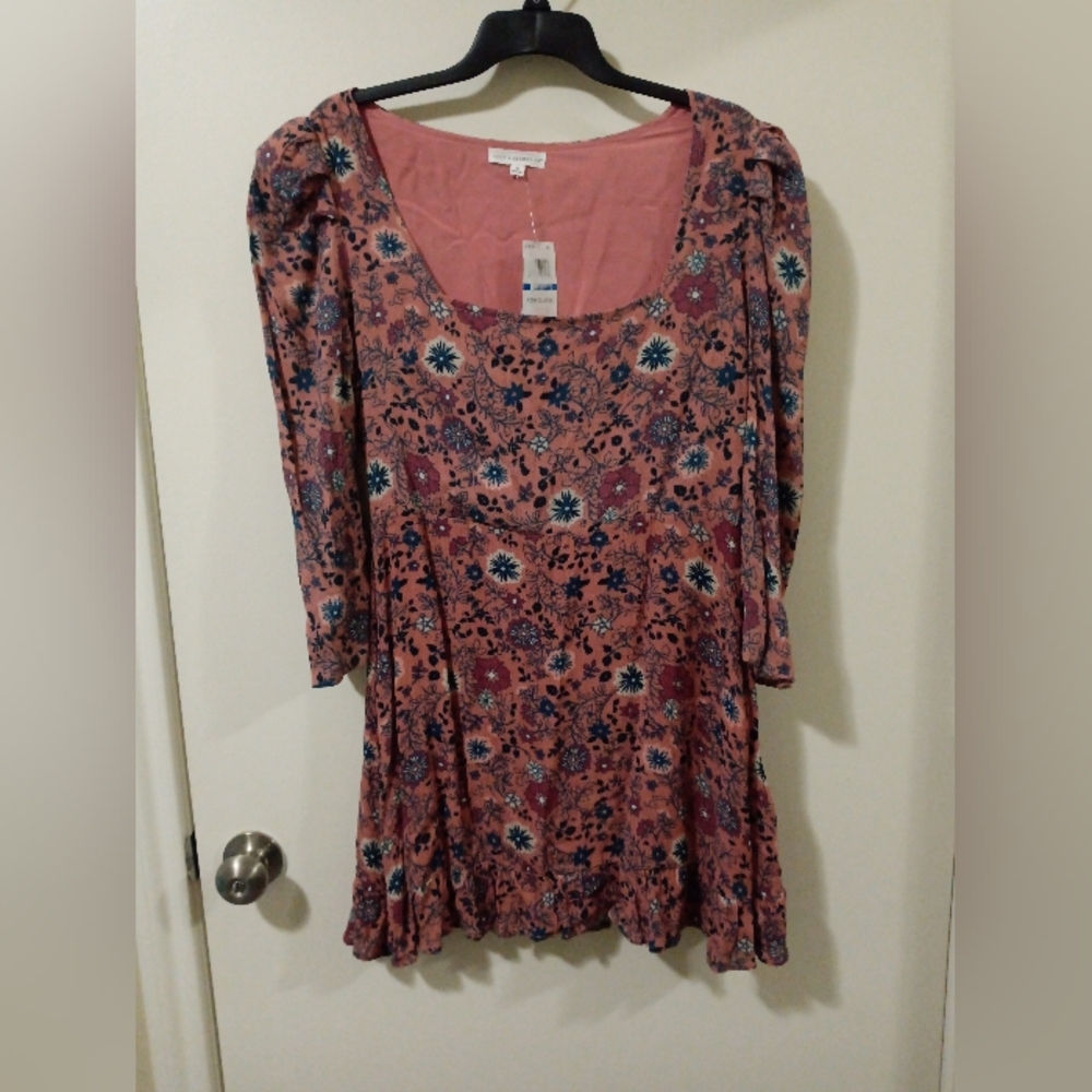 NWT Coco & Jaimeson Floral Mini Dress